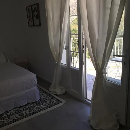 El Nido Del Chorro * El Chorro