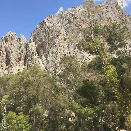 El Nido Del Chorro * El Chorro